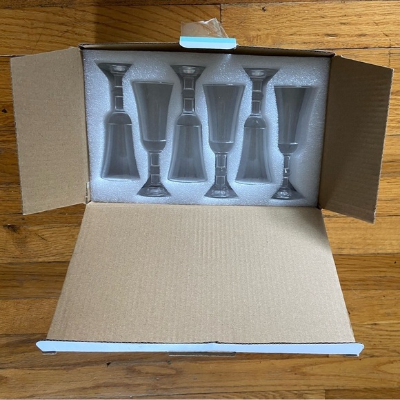 Srgeilzati Cordial Glasses Shot Glasses with Stem,Limoncello Glasses - Picture 2 of 3